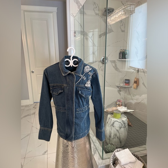 A Safari styled denim jacket with rhinestones size small zippered front - Picture 4 of 17